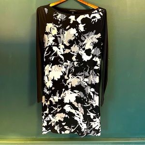 Banana Republic Black & White Shift Dress, Size S